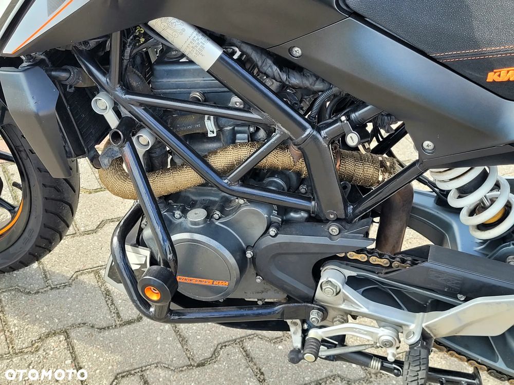 KTM Duke 125 - 20
