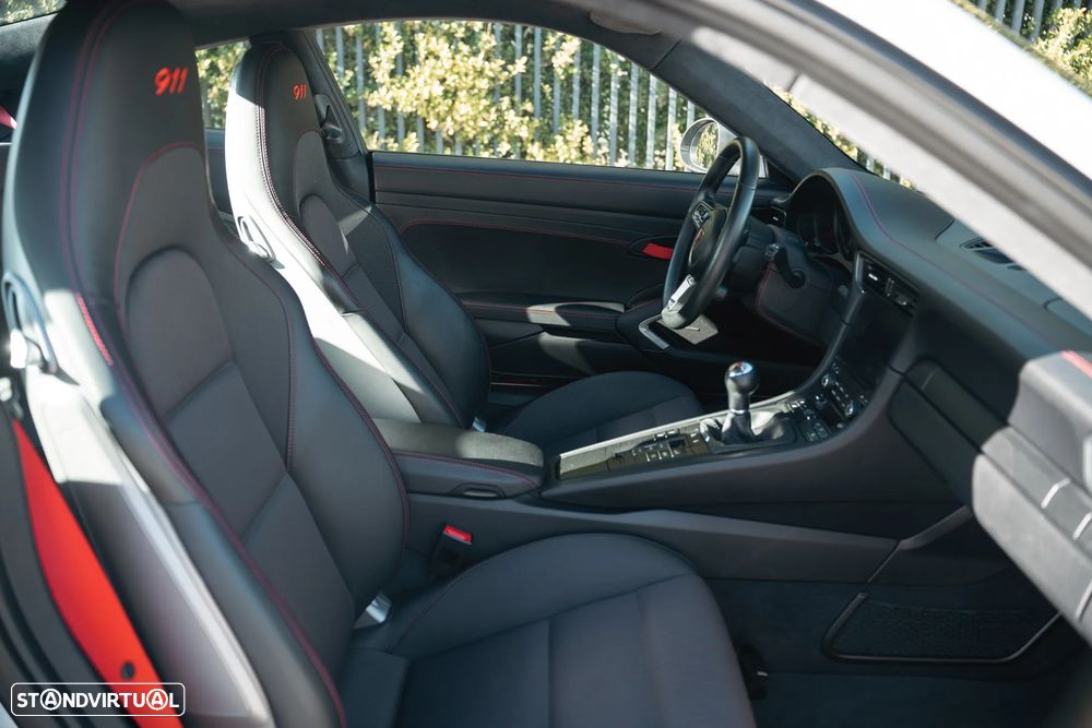 Porsche 911 (991) Carrera T - 31