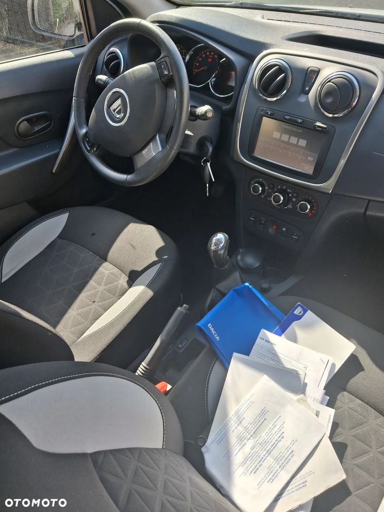 Dacia Sandero 0.9 TCe Laureate S&S EU6 - 5