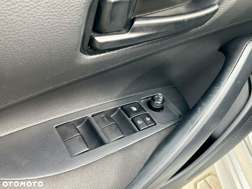 Toyota Corolla 1.8 Hybrid Comfort - 31
