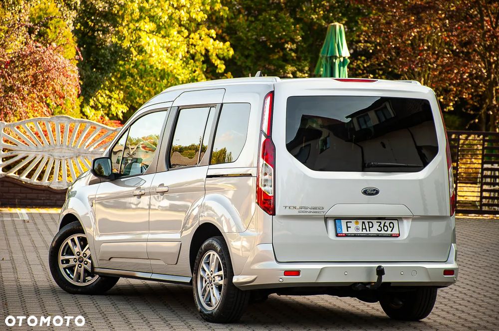 Ford Tourneo Connect 1.5 TDCi Start-Stop Titanium - 28