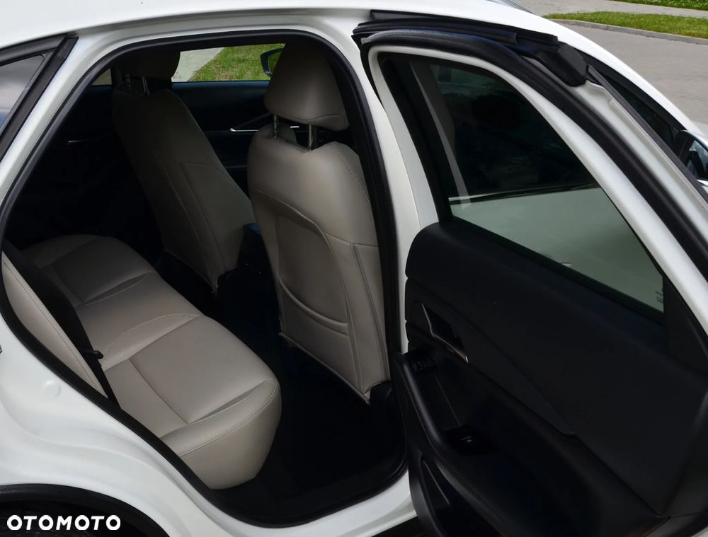Mazda CX-30 - 32