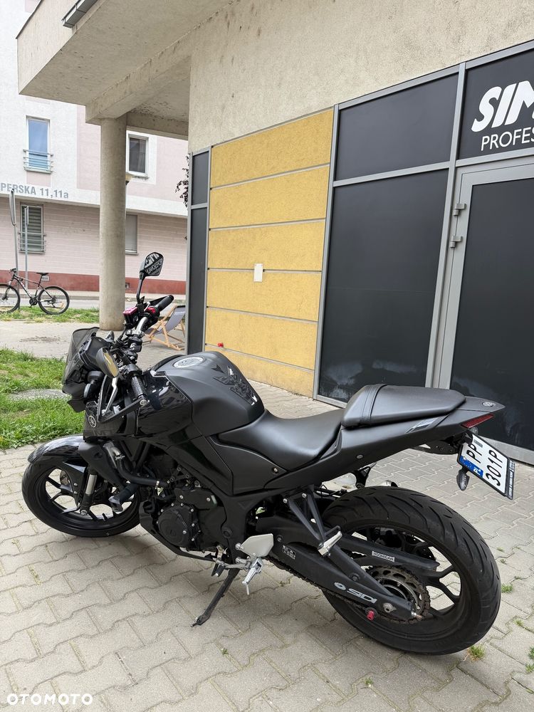 Yamaha MT - 8