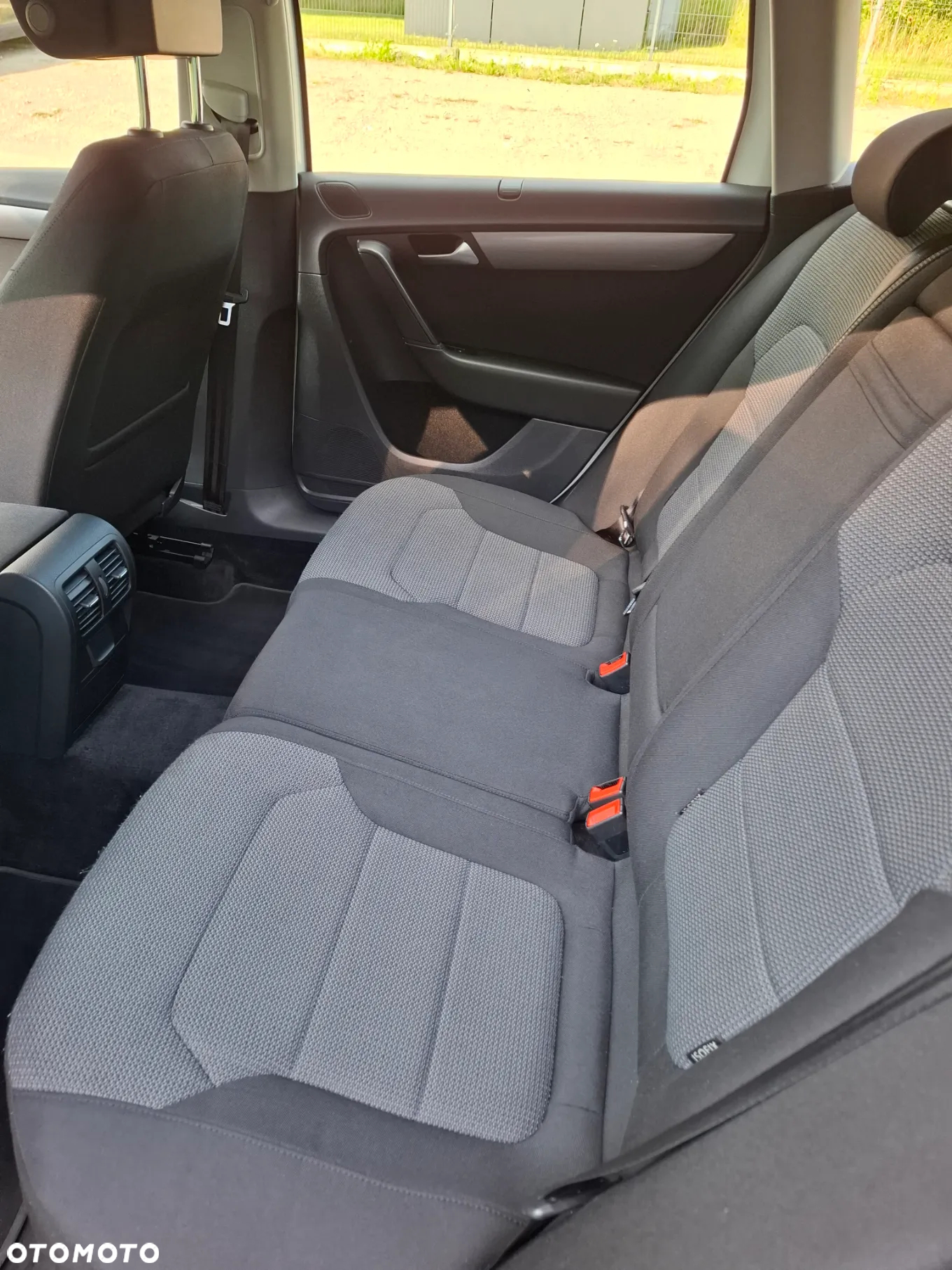 Volkswagen Passat 2.0 TDI Comfortline - 9