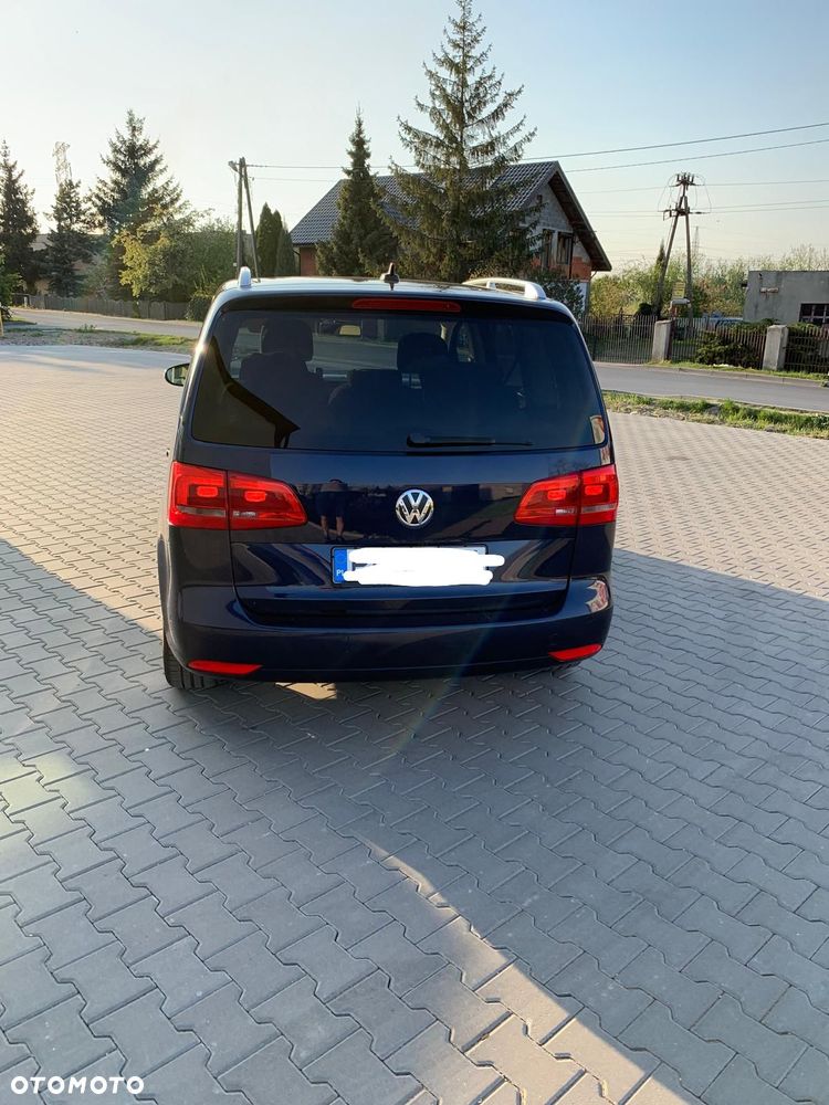 Volkswagen Touran 2.0 TDI DPF Highline DSG - 5