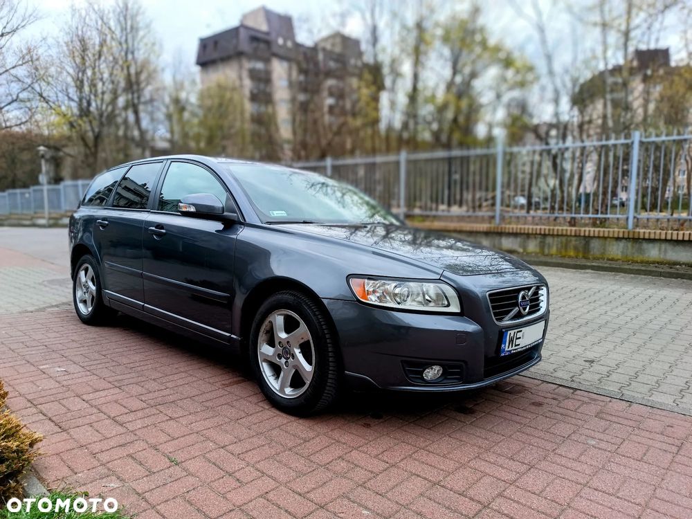 Volvo V50 - 2