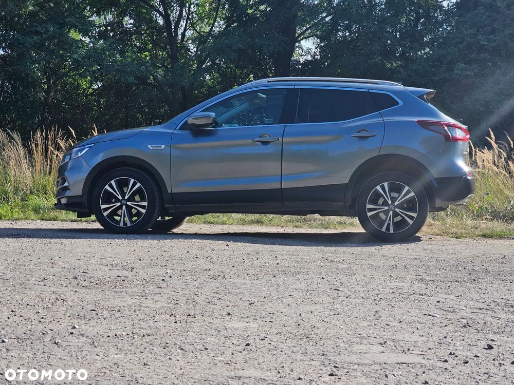 Nissan Qashqai 1.3 DIG-T N-Connecta - 20