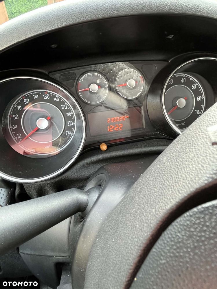 Fiat Punto - 8