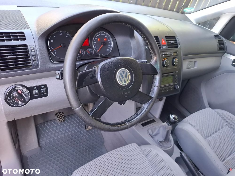 Volkswagen Touran 2.0 FSI Goal - 7