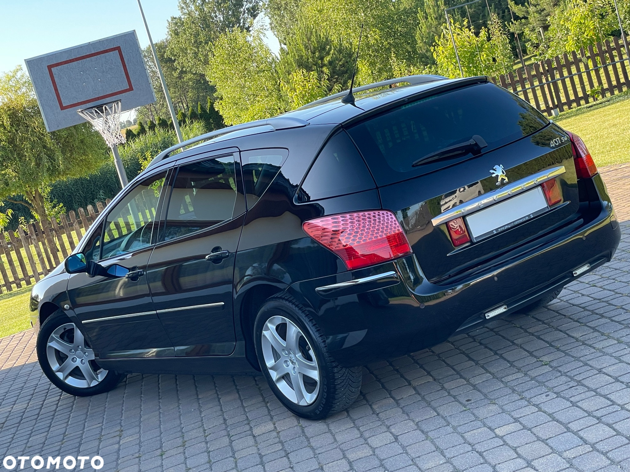 Peugeot 407 - 4
