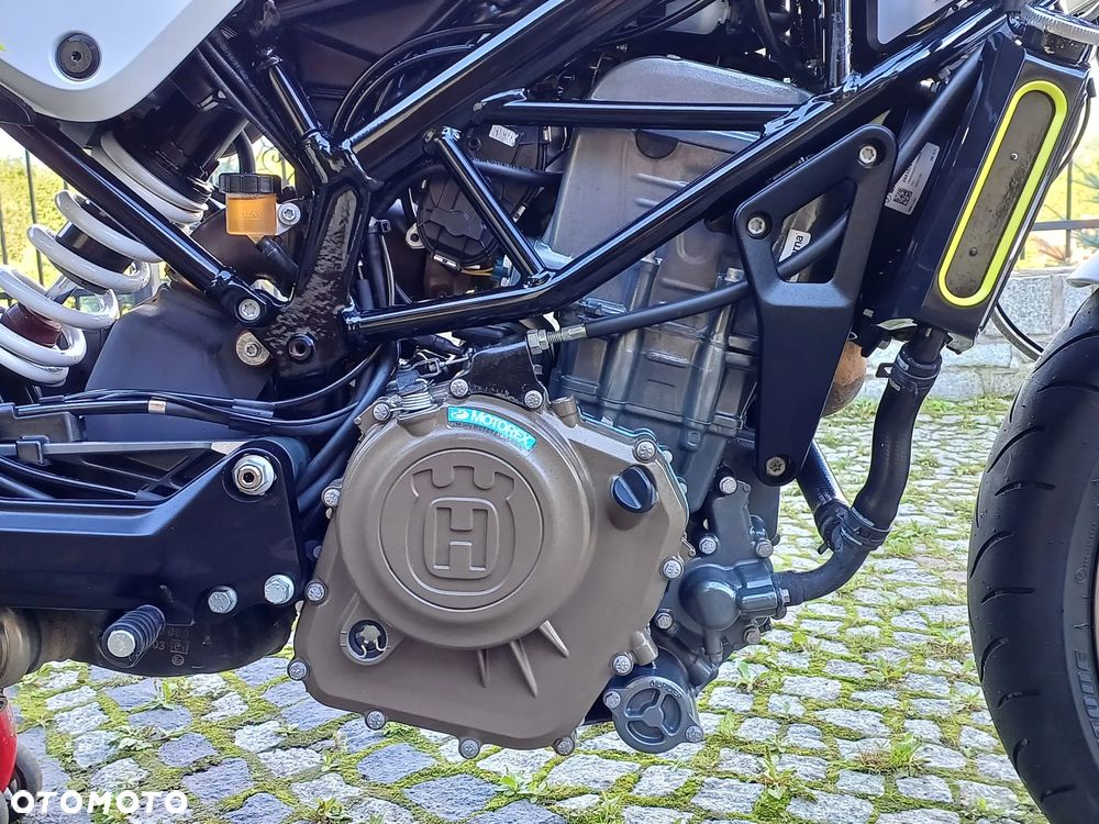 Husqvarna Vitpilen - 15