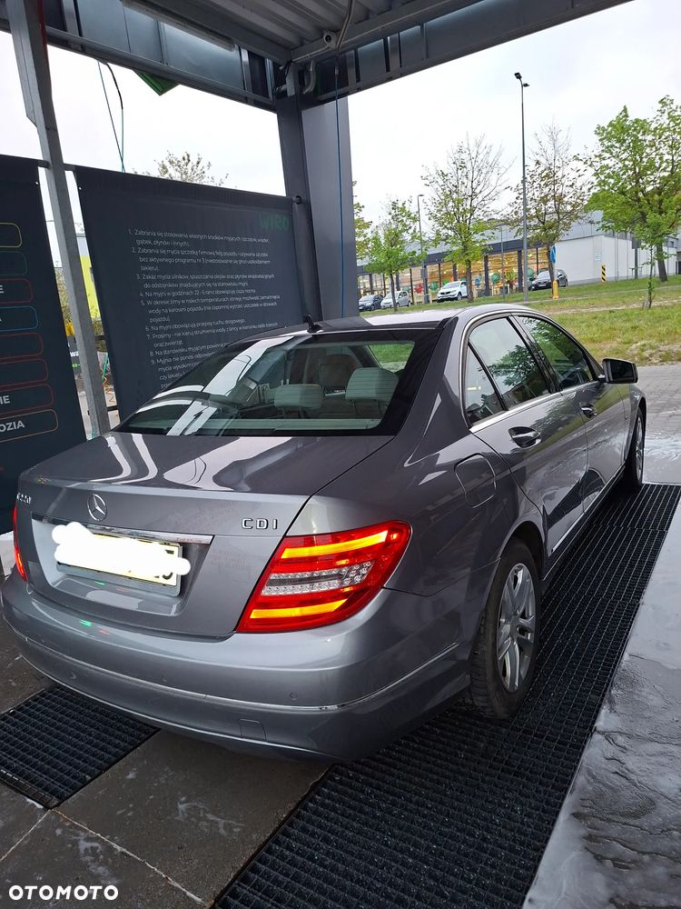 Mercedes-Benz Klasa C 200 CDI BlueEff Avantgarde - 5