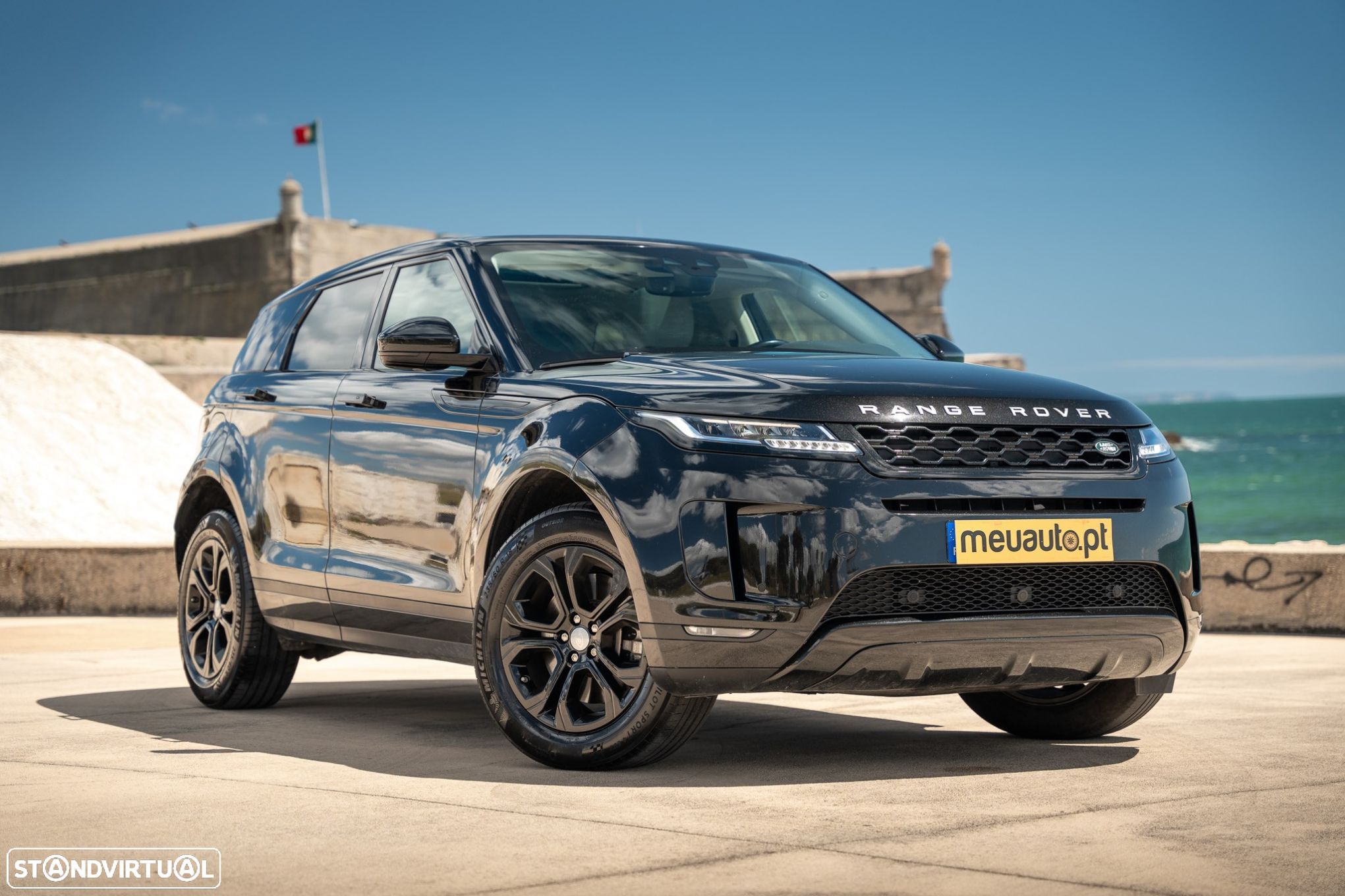 Land Rover Range Rover Evoque 2.0 D150 AWD SE Auto - 1