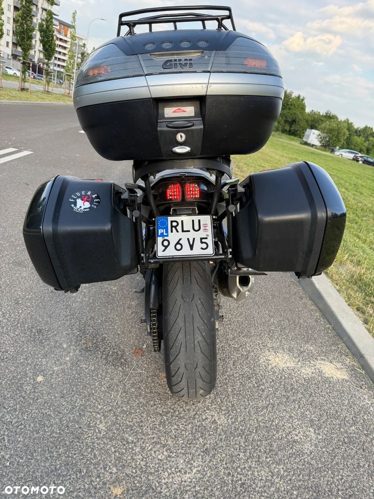 Yamaha FZ - 6