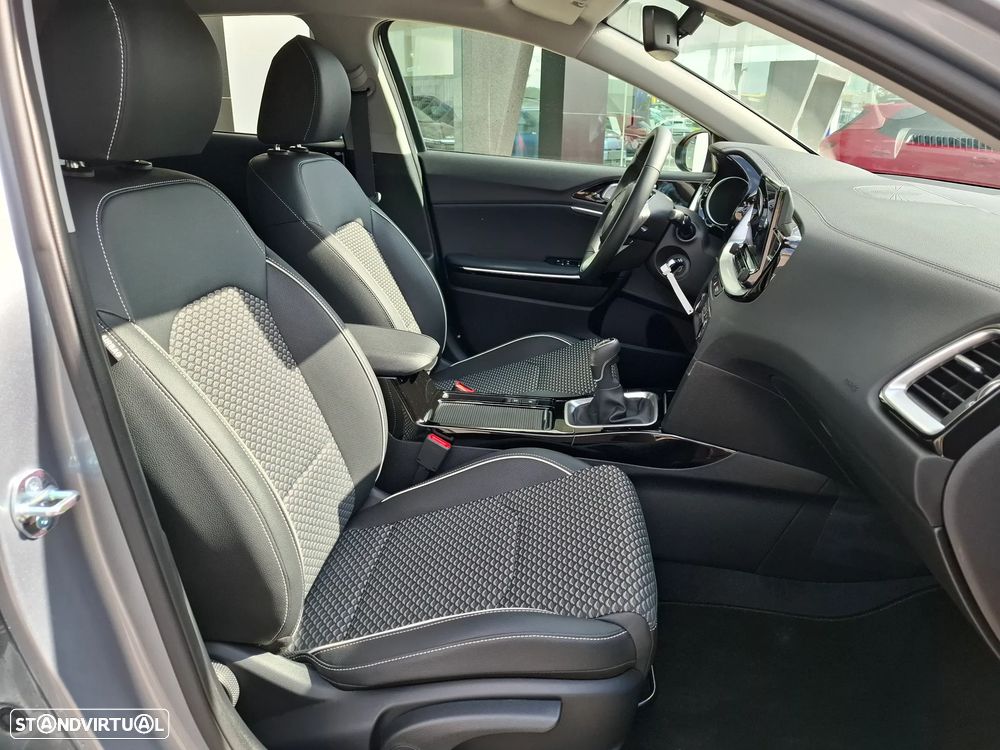 Kia XCeed 1.0 T-GDI Drive - 26