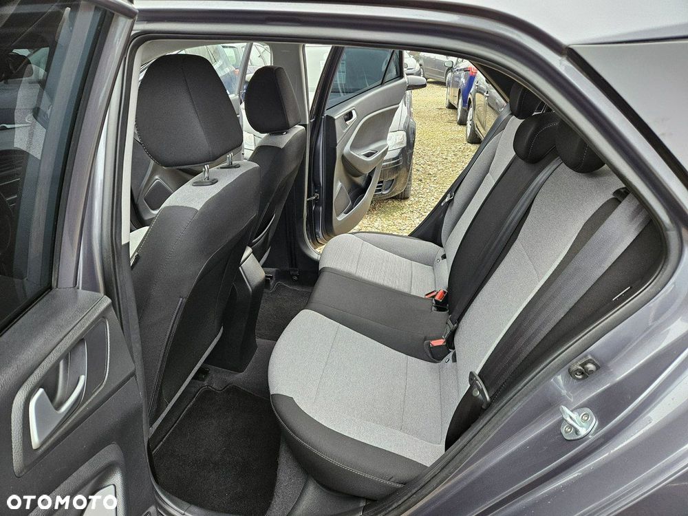Hyundai i20 - 9