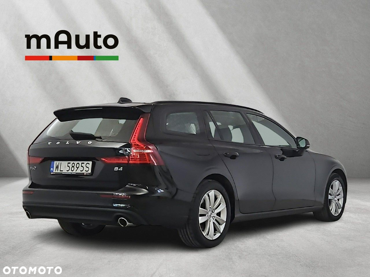 Volvo V60 B4 D Momentum - 5