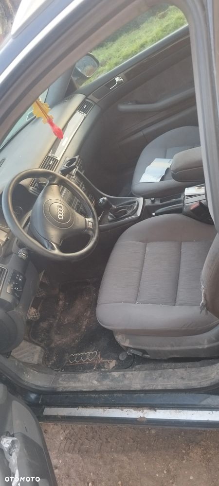 Audi A6 Avant 2.7T Quattro - 15