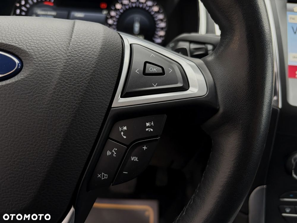 Ford S-Max 2.0 TDCi Titanium PowerShift - 25