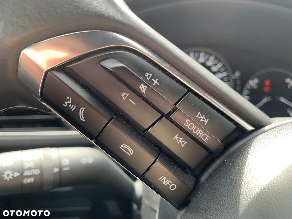 Mazda 3 2.0 mHEV Exclusive Line - 13