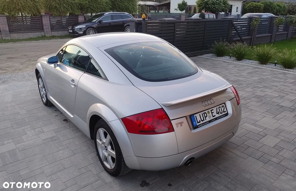 Audi TT Coupé 1.8T - 15