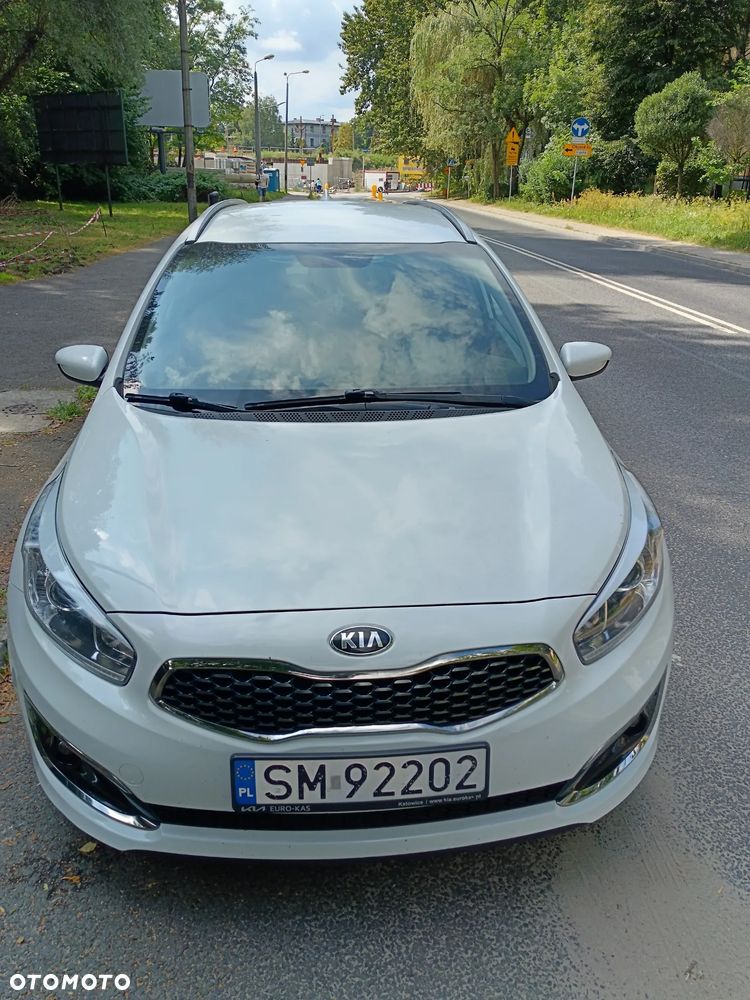 Kia Ceed 1.6 GDI L Business Line - 1