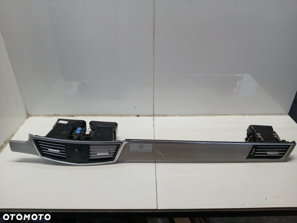 MERCEDES W212 LISTWA DEKOR KONSOLI KRATKI NAWIEWU A212680XX71 - 1