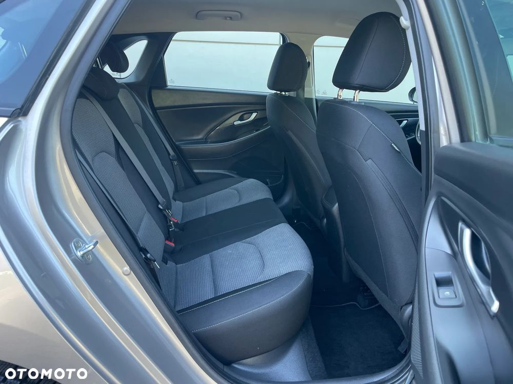 Hyundai i30 1.0 T-GDI Select - 11