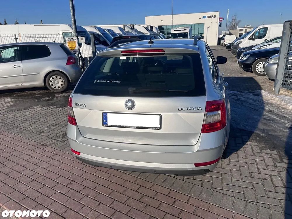Skoda Octavia 2.0 TDI Style - 4