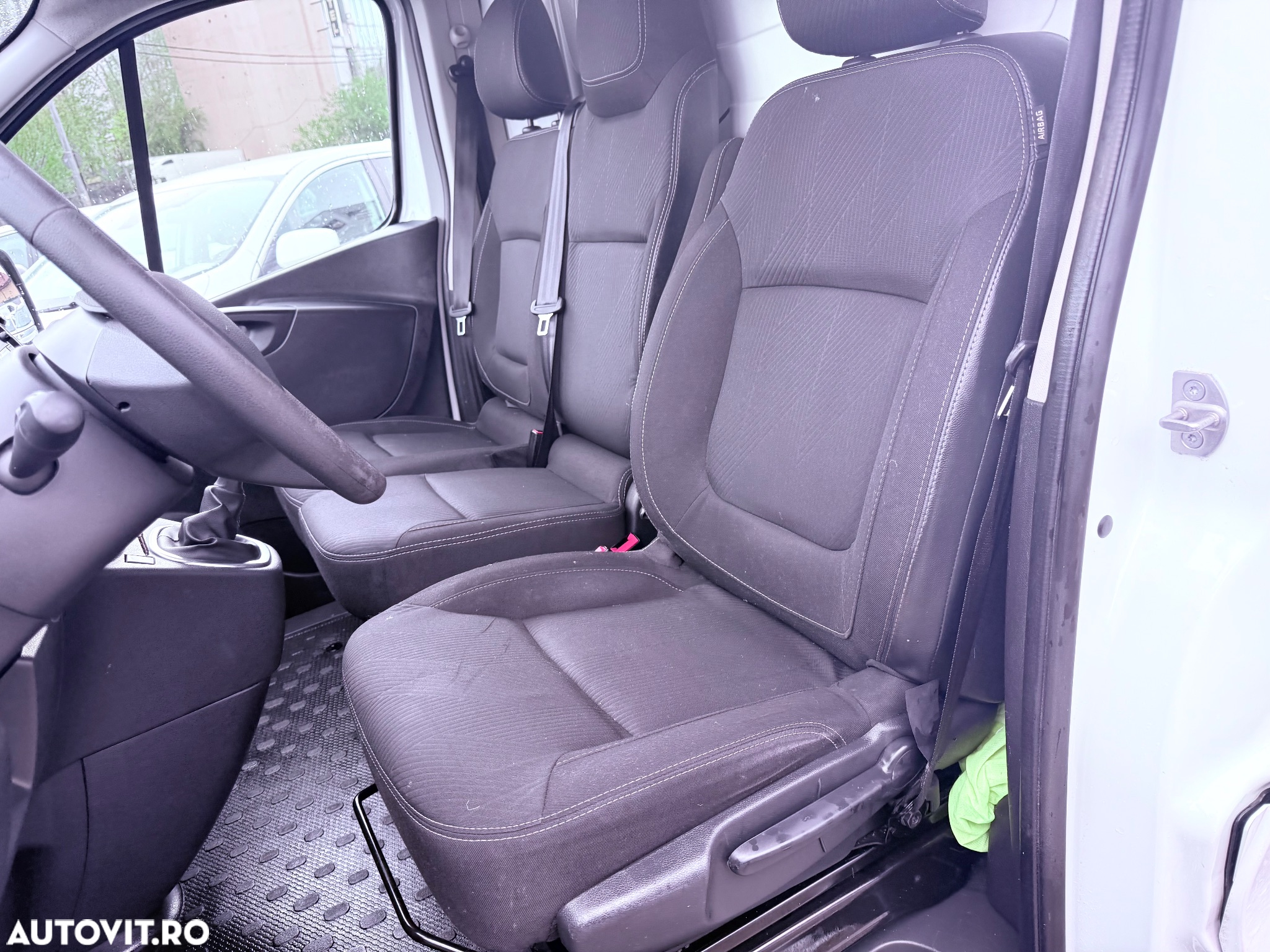 Renault Trafic ENERGY 1.6 dCi 120 Start & Stop Combi L1H1 Expression - 24