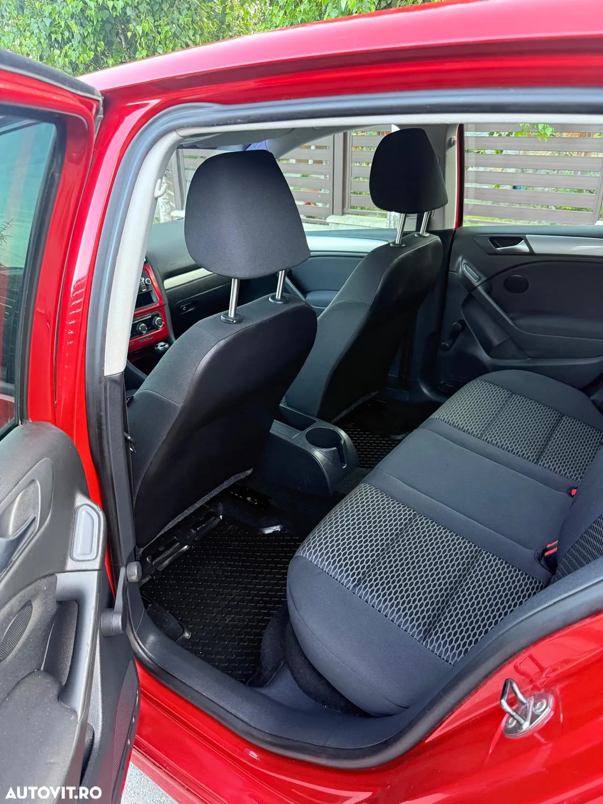 Volkswagen Golf - 9