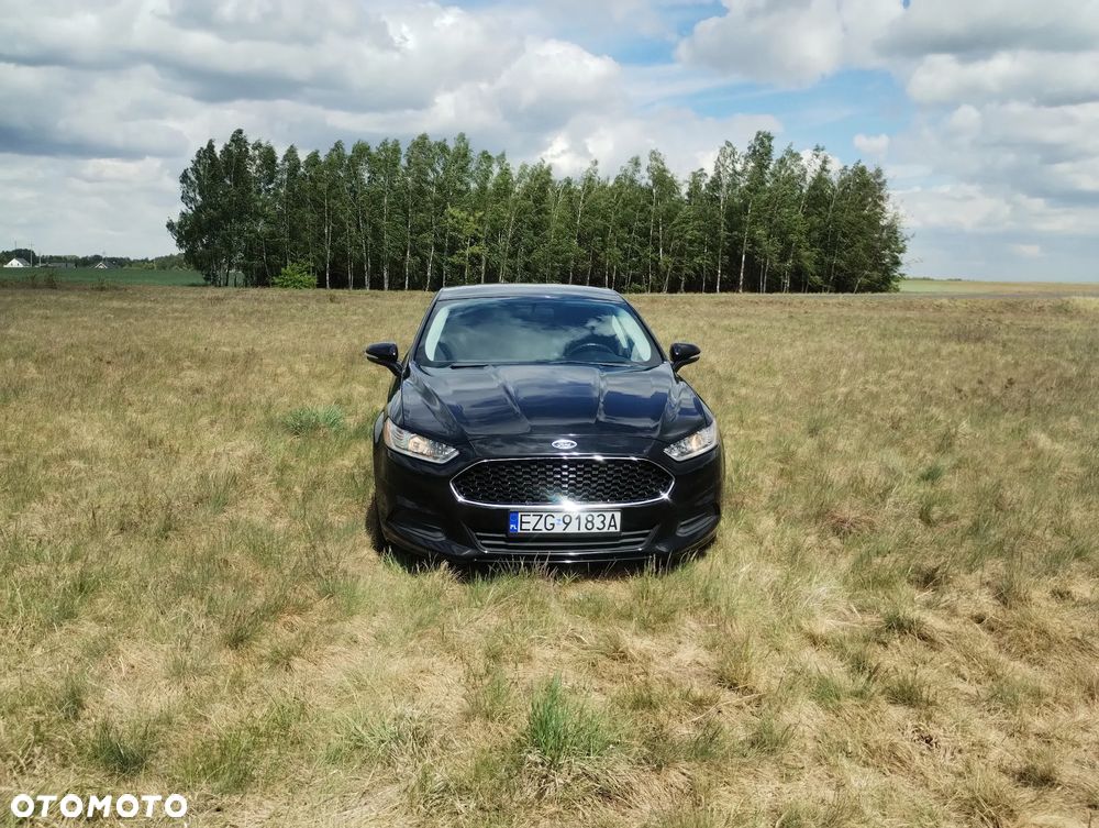 Ford Fusion - 2