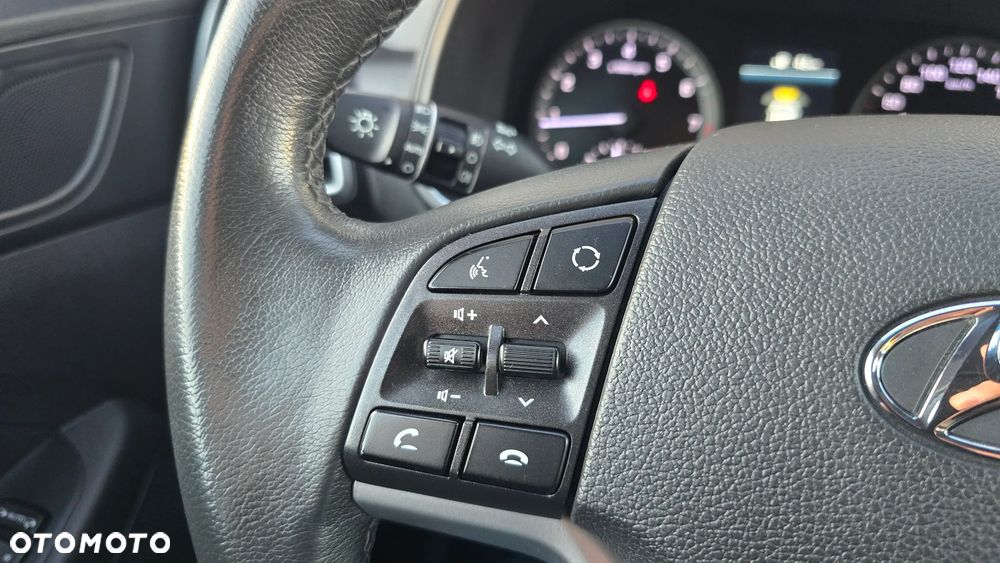 Hyundai Tucson 1.6 Turbo 4WD Premium - 23