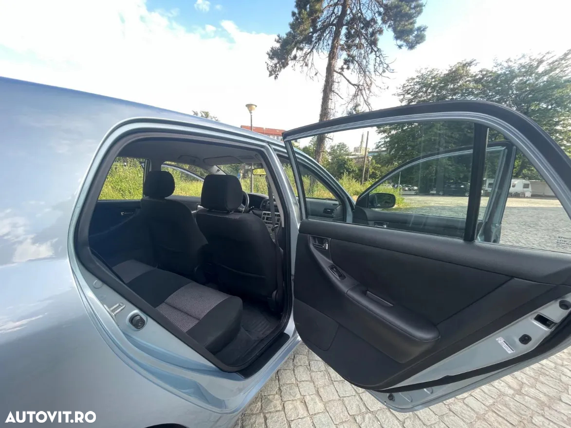 Toyota Corolla 1.4 D H/B Xellence - 13