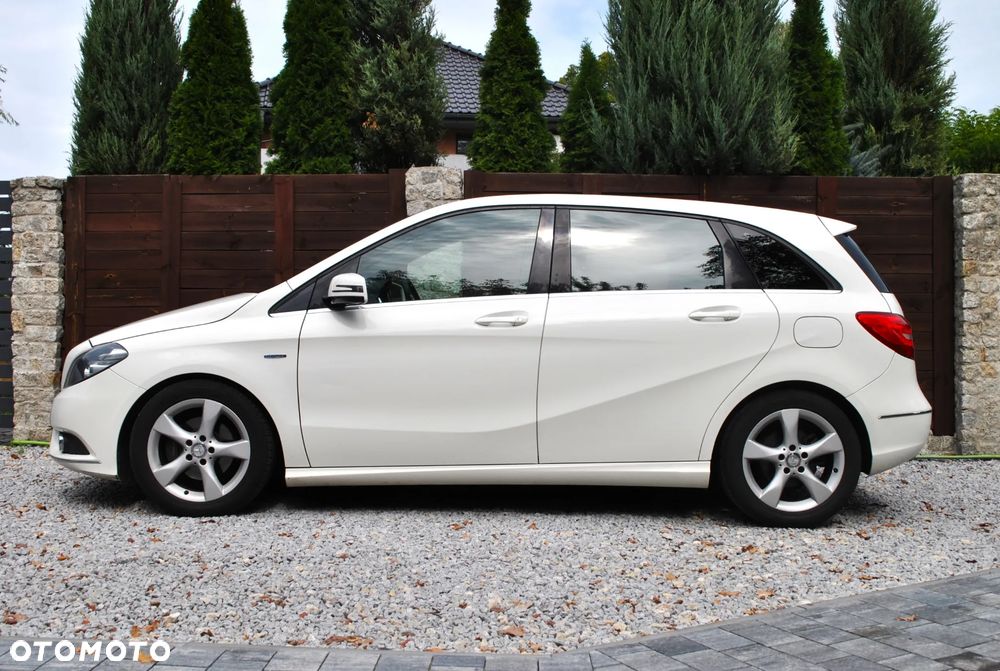 Mercedes-Benz Klasa B 200 (BlueEFFICIENCY) - 3