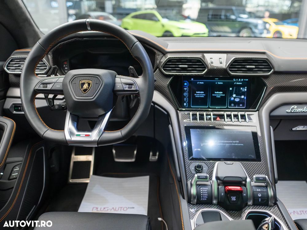 Lamborghini URUS - 18
