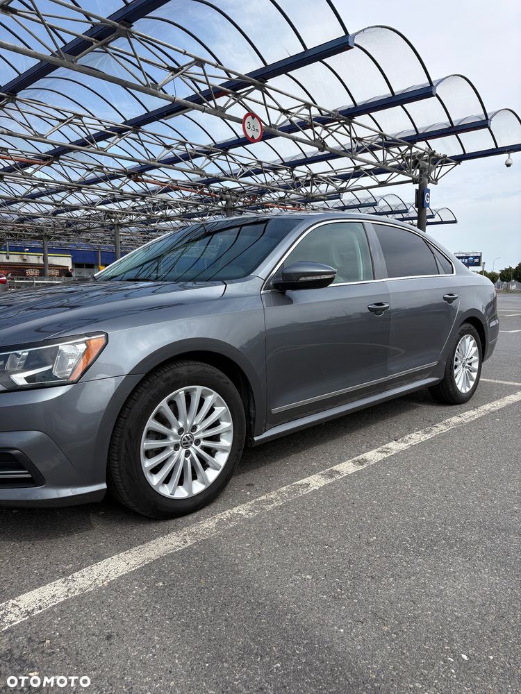 Volkswagen Passat 1.8 TSI BMT Highline DSG - 3