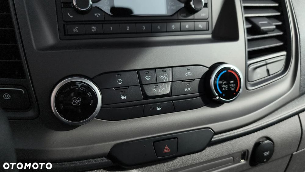 Ford Transit - 17