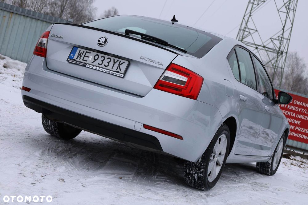 Skoda Octavia 1.5 TSI ACT Ambition - 4