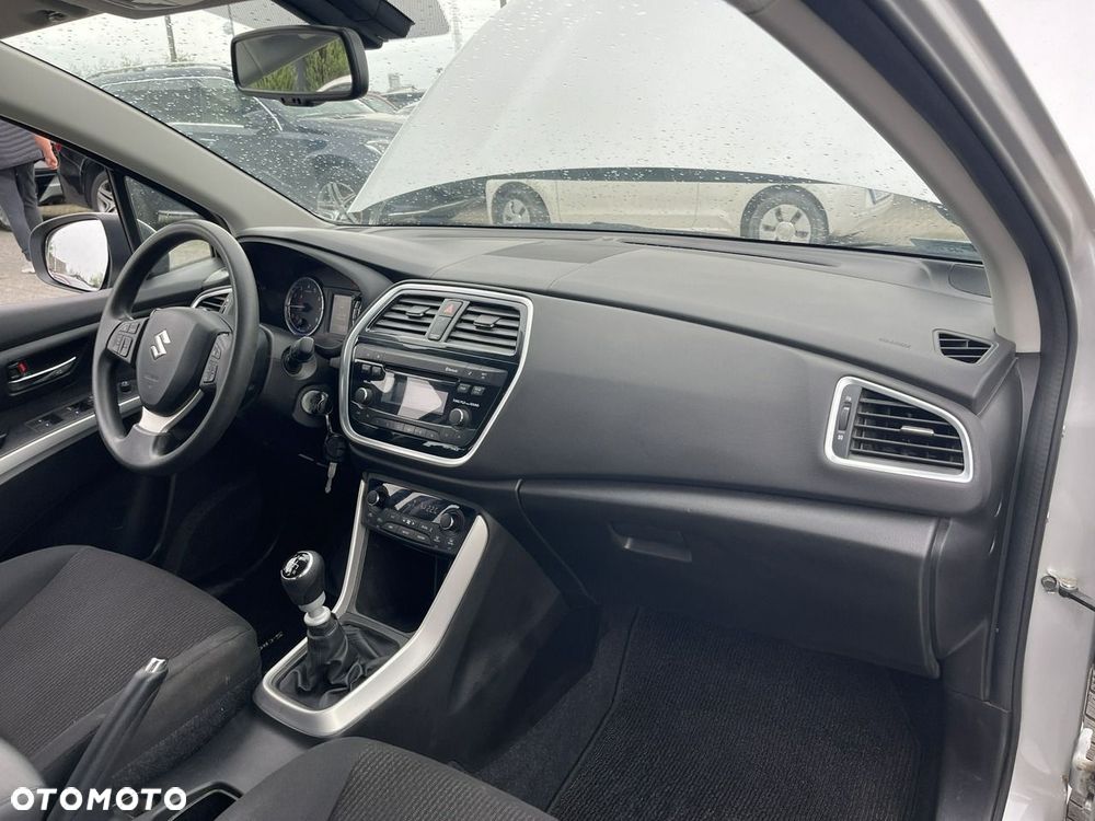 Suzuki SX4 S-Cross 1.4 Boosterjet Hybrid Comfort - 12