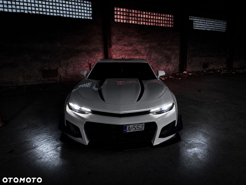 Chevrolet Camaro - 2