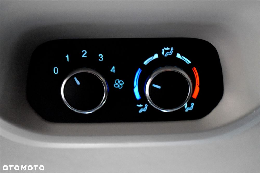 Ford Tourneo Custom 320 L1H1 VA Autm Titanium X - 26