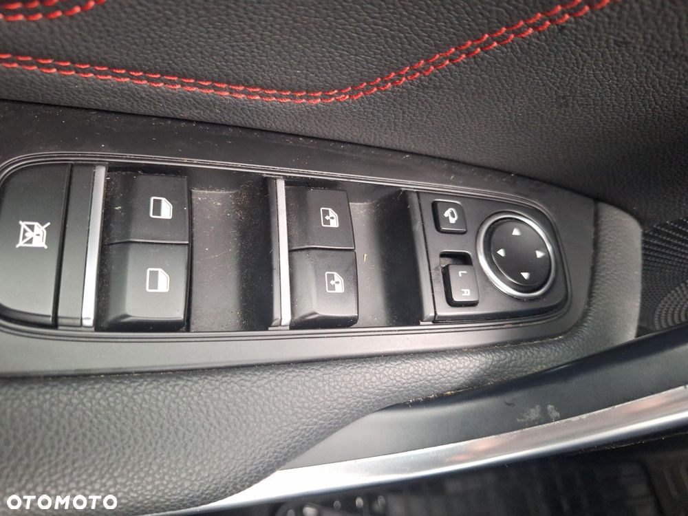 Kia Ceed 1.6 T-GDI GT - 19