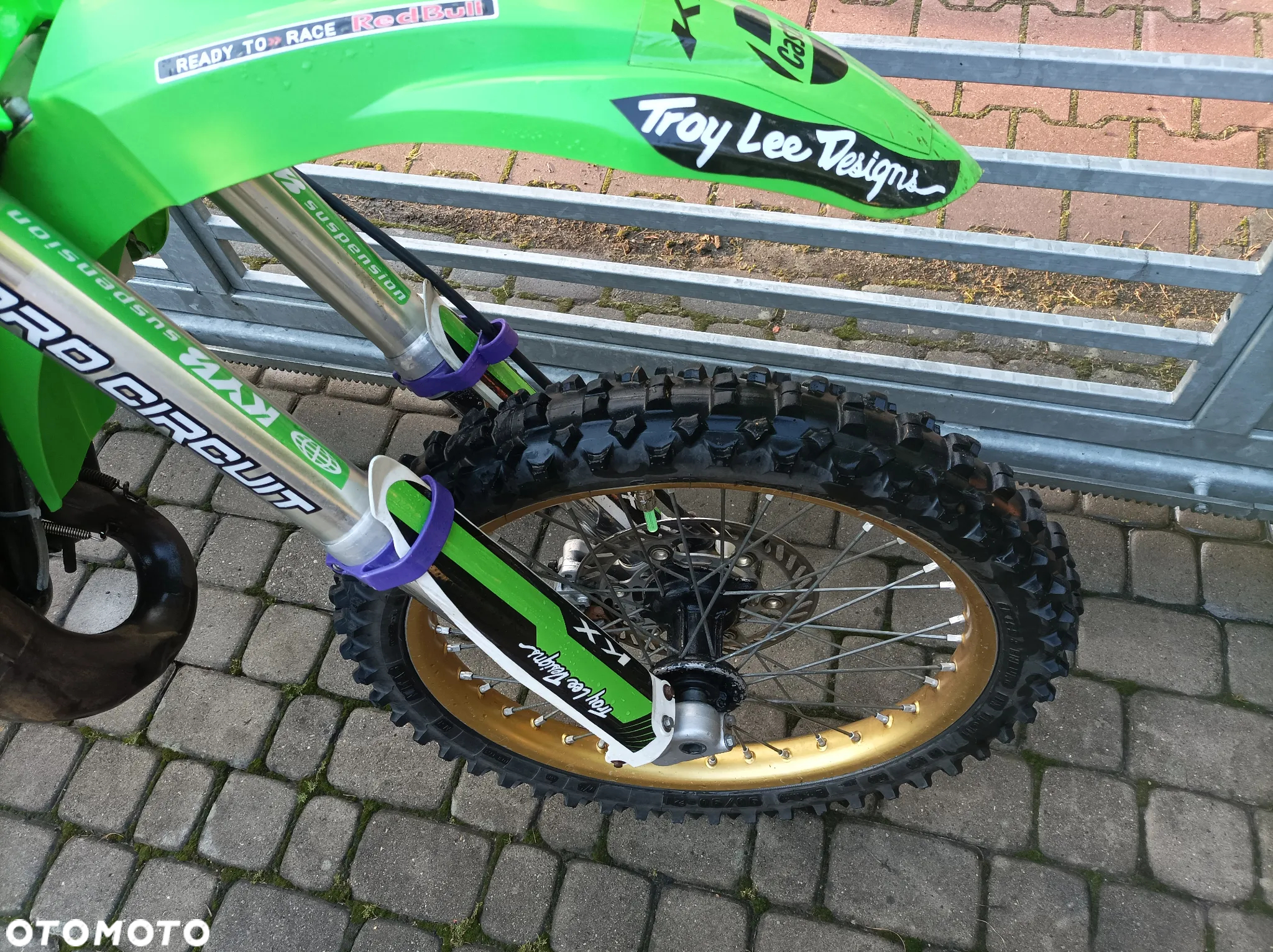Kawasaki KX - 13