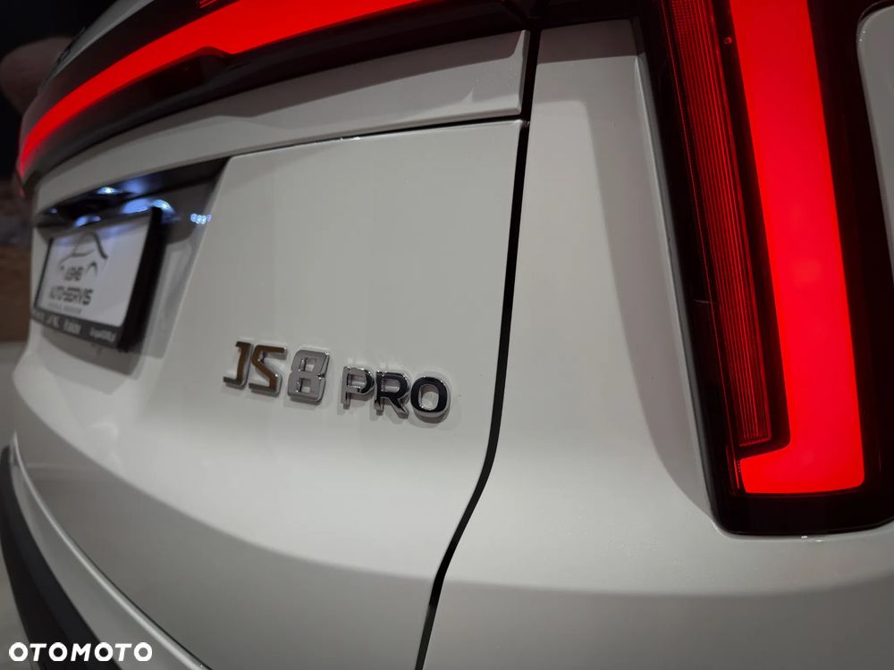 JAC JS8 - 9