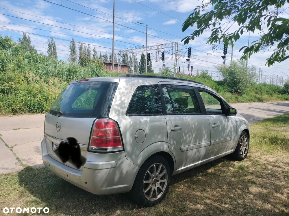 Opel Zafira - 6