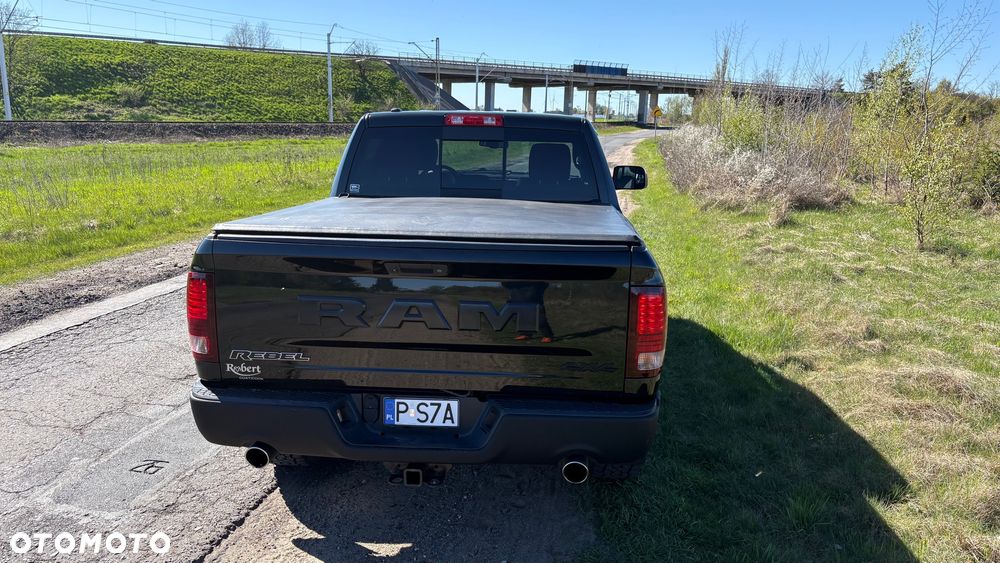 Dodge RAM 5.7 4x4 - 12