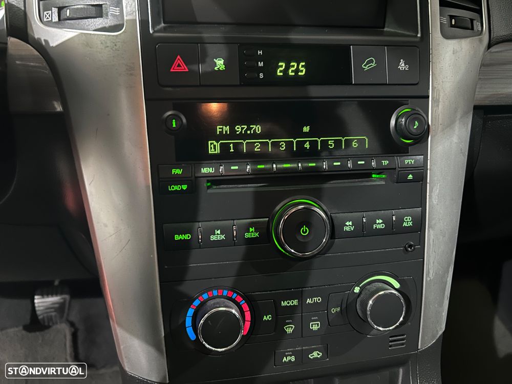 Chevrolet Captiva 2.0 VCDi Seven Extreme 7L - 23