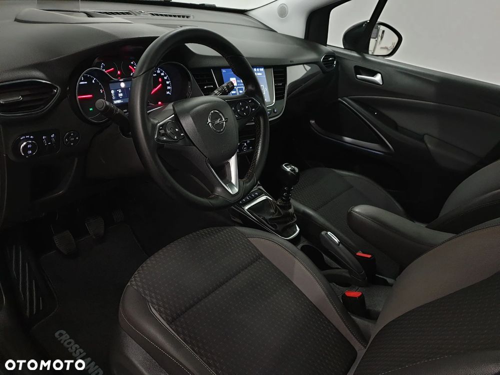 Opel Crossland X - 12
