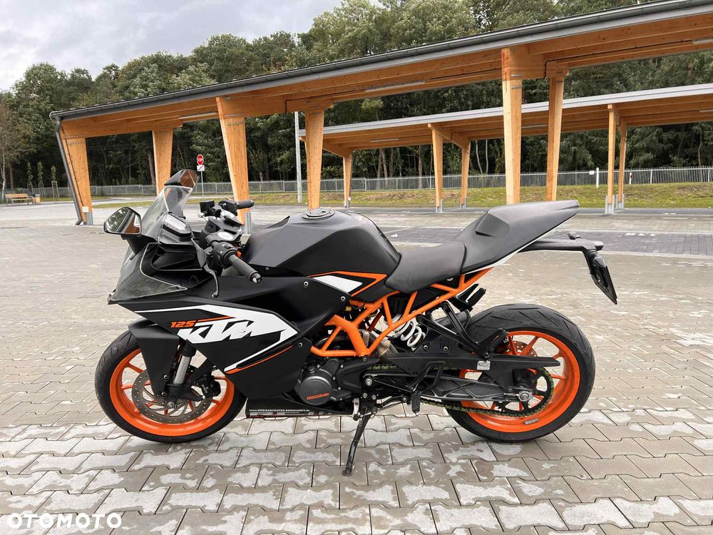 KTM RC 125 - 6